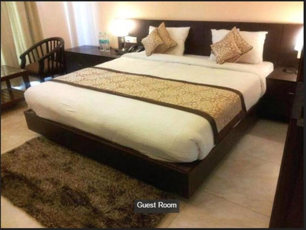 كوربيت مانجو بلوم ناينيتال الغرفة الصورة